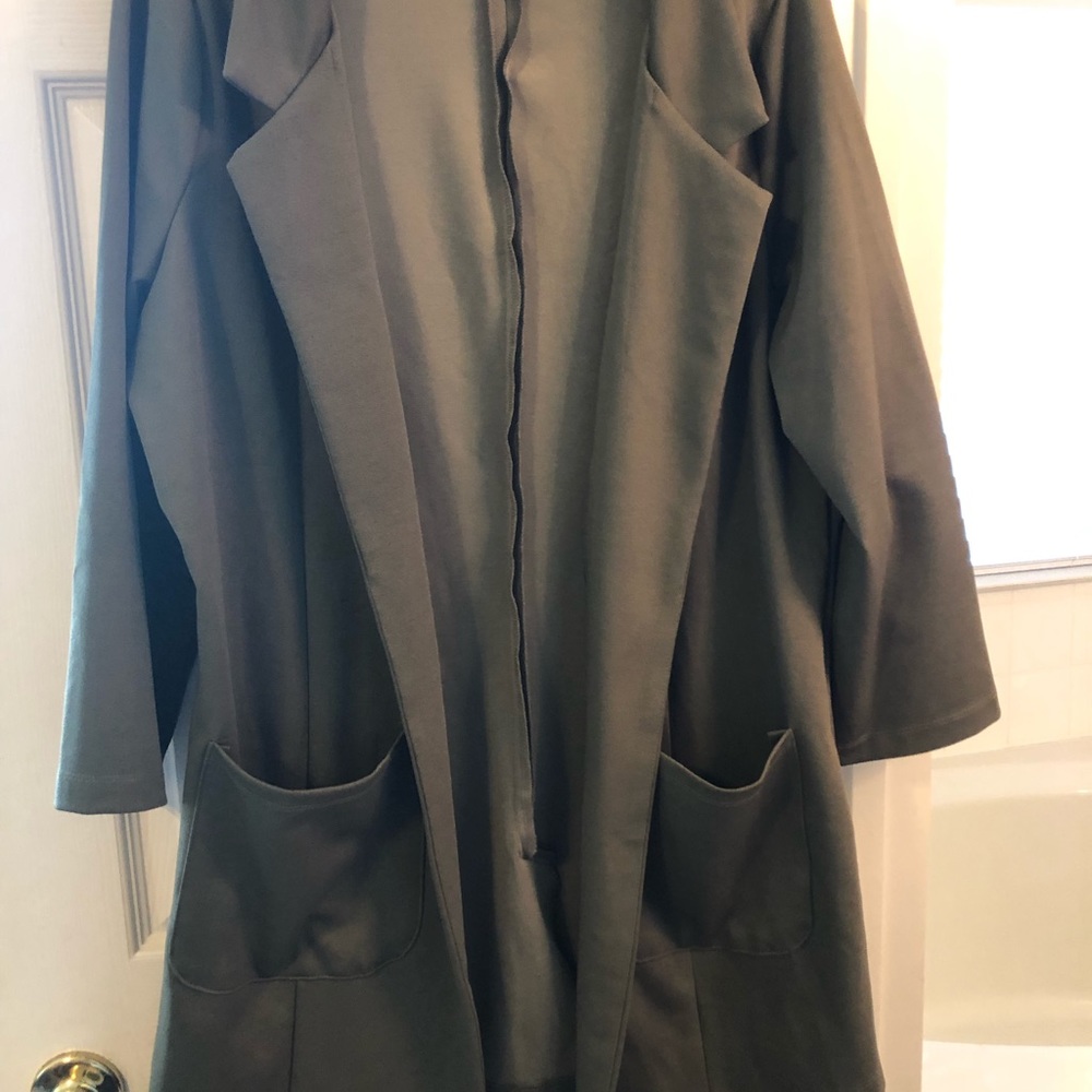 LuLaRoe Gwen Blazer